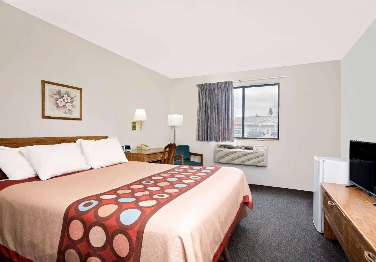 Motel Super 8 By Wyndham Long Prairie Extérieur photo